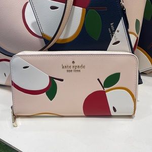 Kate Spade Honeycrisp Red Apple Continental Wallet
Pink Multi